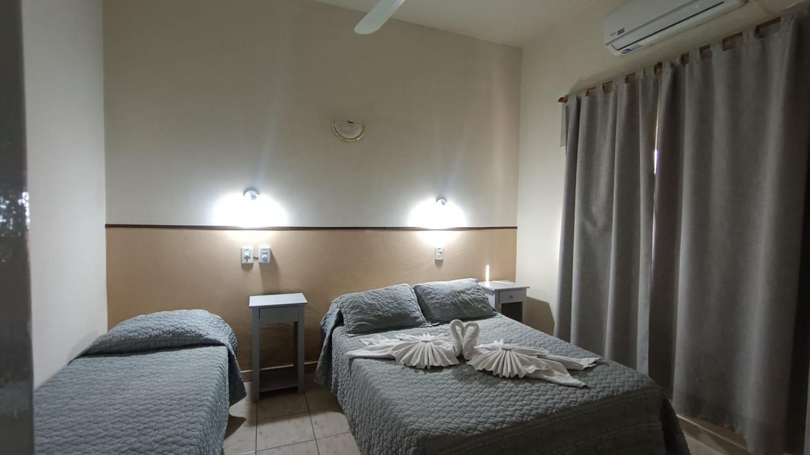 ויז'ה קרלוס פאס Hotel Nuevo Fatica מראה חיצוני תמונה