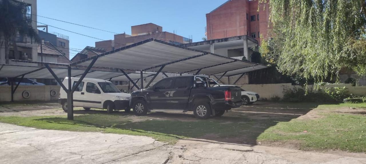 ויז'ה קרלוס פאס Hotel Nuevo Fatica מראה חיצוני תמונה
