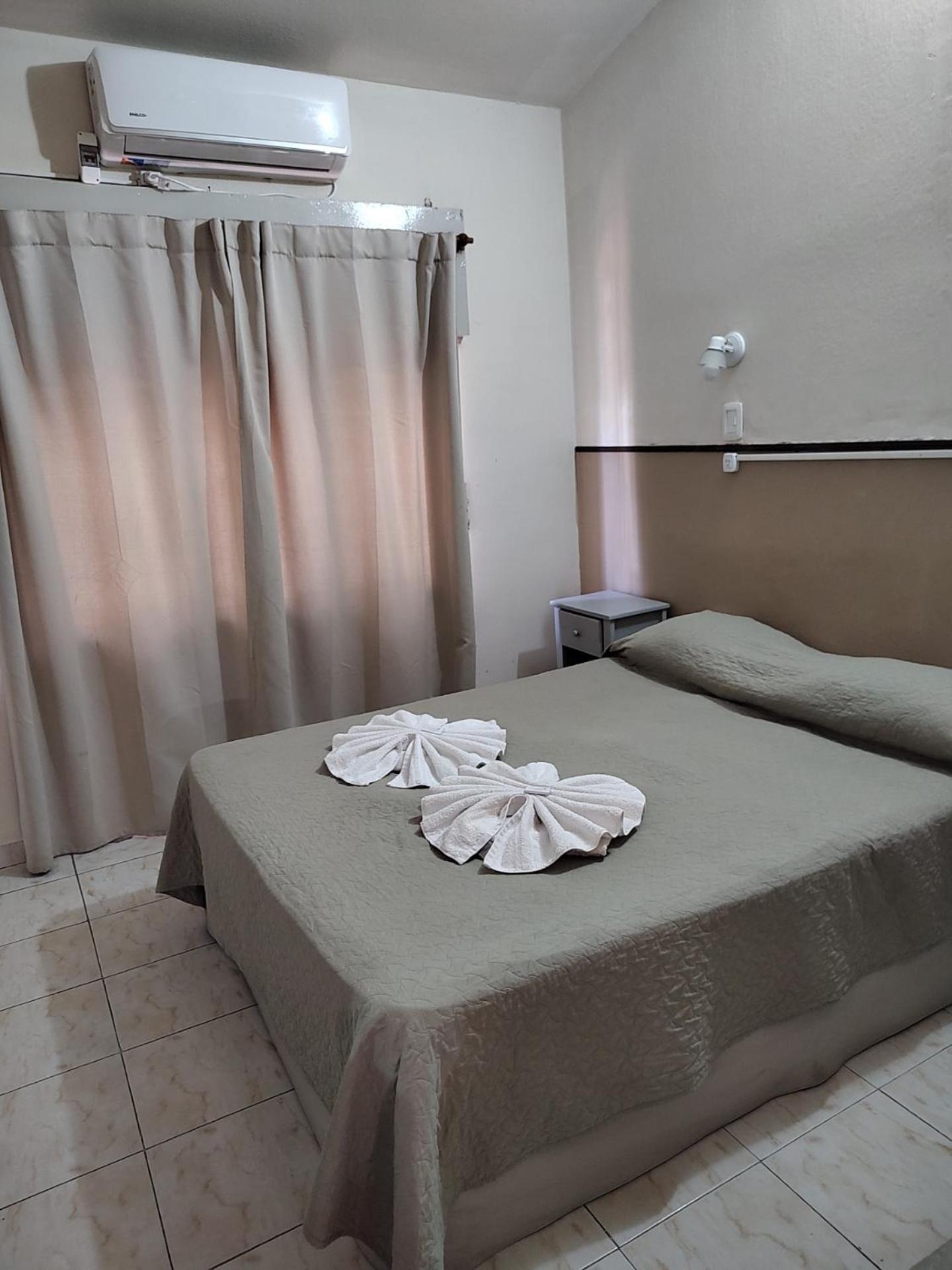 ויז'ה קרלוס פאס Hotel Nuevo Fatica מראה חיצוני תמונה