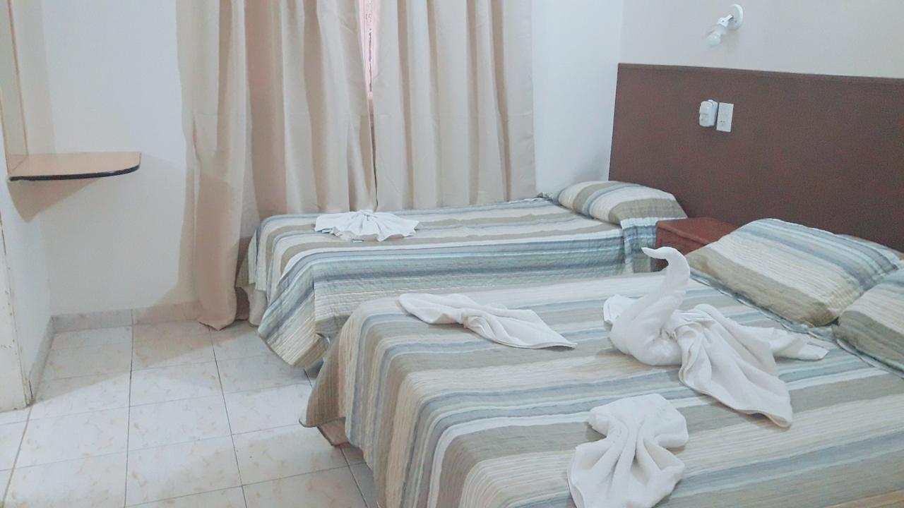 ויז'ה קרלוס פאס Hotel Nuevo Fatica מראה חיצוני תמונה