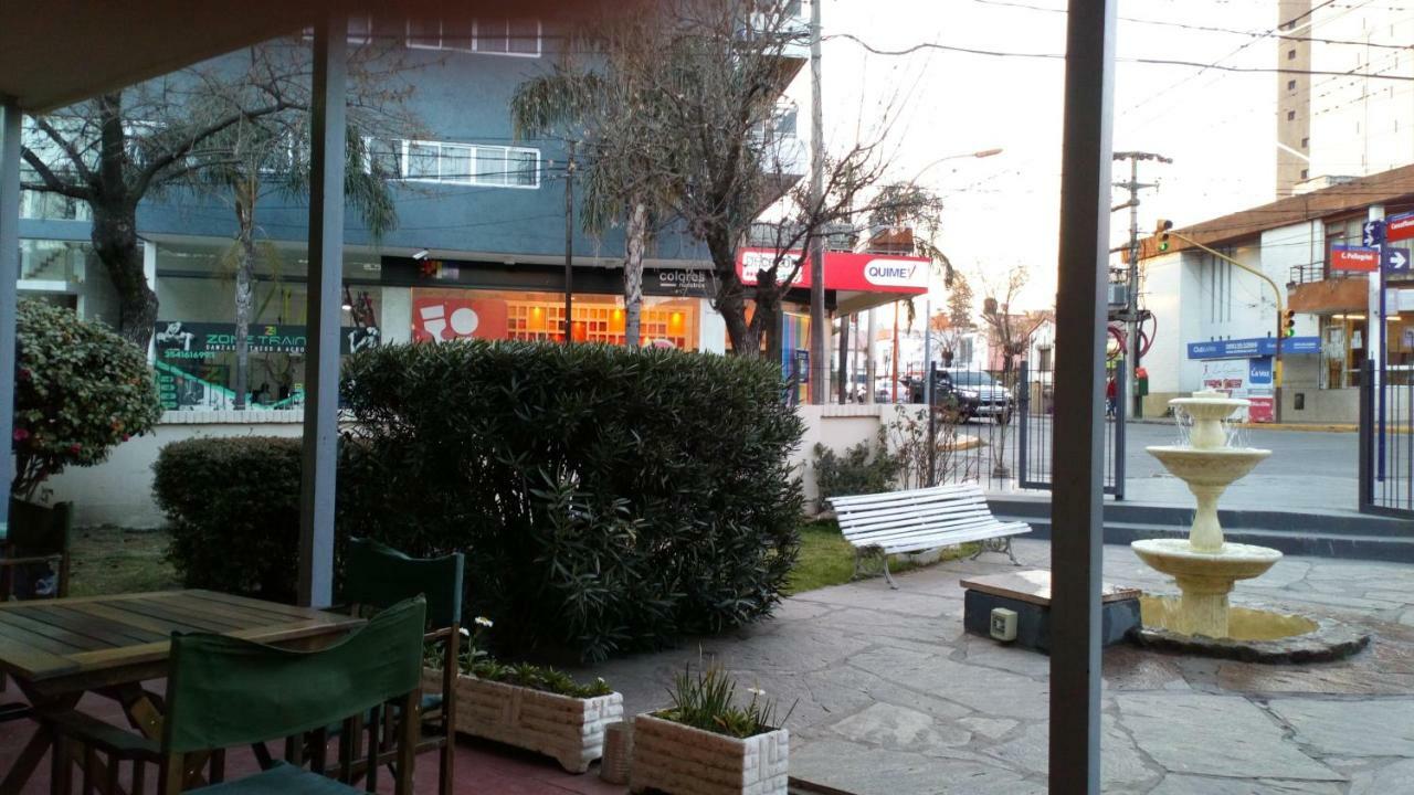 ויז'ה קרלוס פאס Hotel Nuevo Fatica מראה חיצוני תמונה